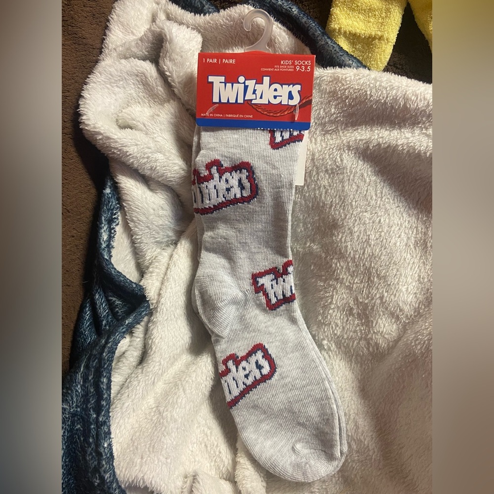 Twizzlers gray kids socks